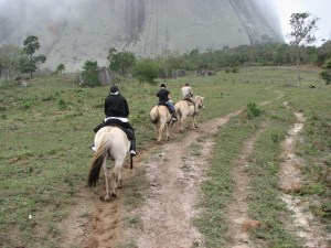Cavalgada em Pedra Azul
