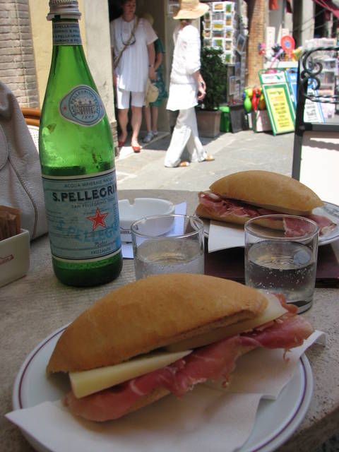 Fiaschetteria Italiana